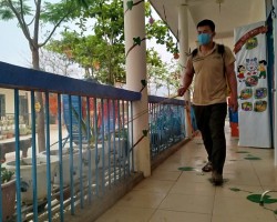 TĂNG CƯỜNG CÔNG TÁC PHUN KHỬ KHUẨN PHÒNG, CHỐNG DỊCH BỆNH TẠI TRƯỜNG MẦM NON LUÂN GIÓI