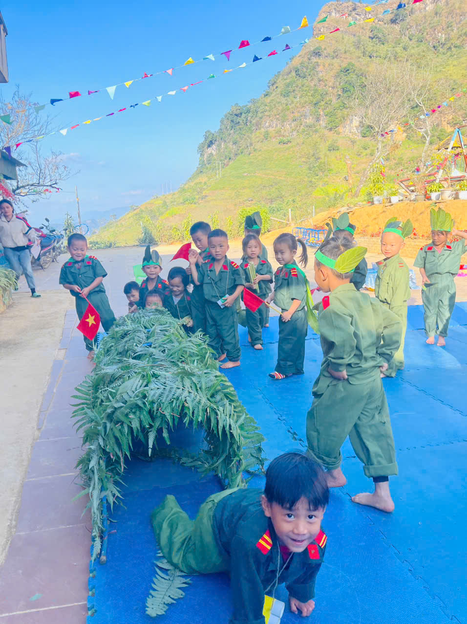Hoạt động Đội Thiếu Niên