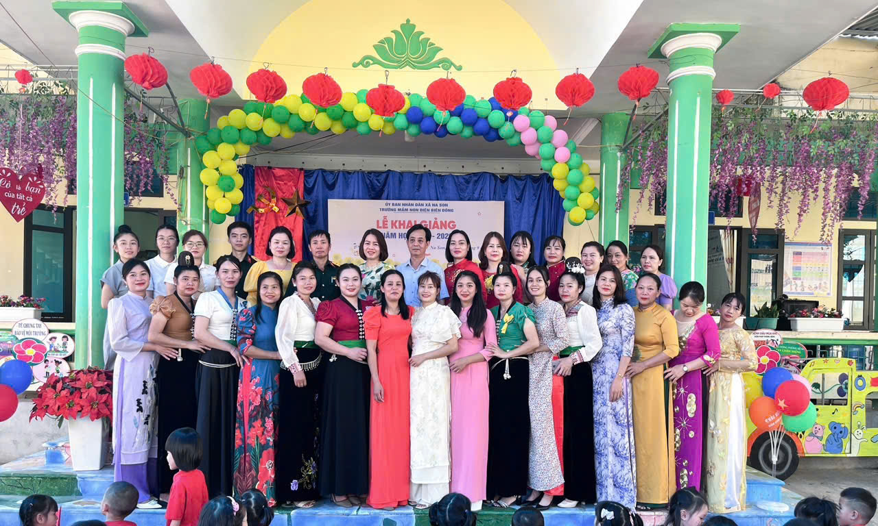 Khai giảng năm học mới